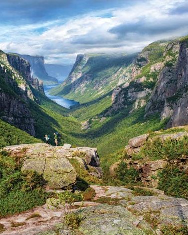 Western Brook Pond Fjord Hikers, Western Western-Brook-Pond-Fjord