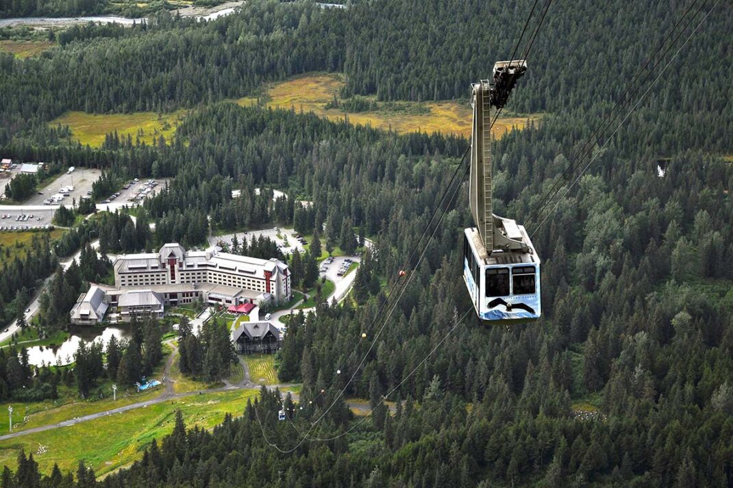 Alyeska-Resort-and-Tram--Roy-Neese