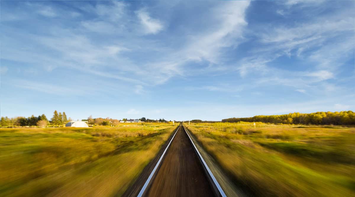 moving-tracks-via-rail