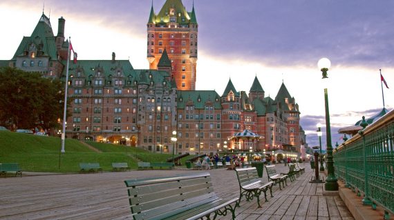 Terrasse Dufferin and the Château Frontenac_TQ-008441