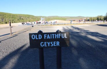 Yellowstone National Park - Old Faithful Geyser