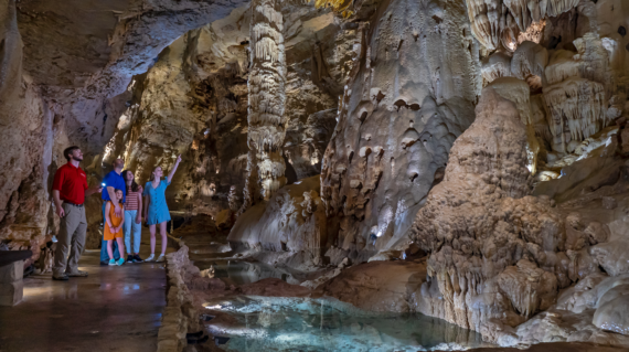 Natural Bridge Caverns