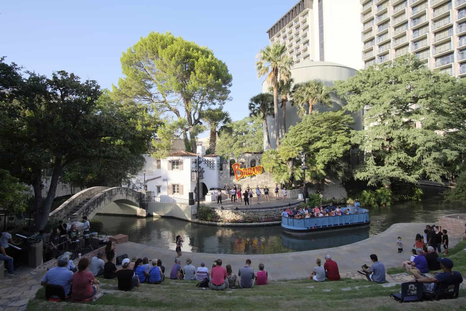 riverwalk-cruise