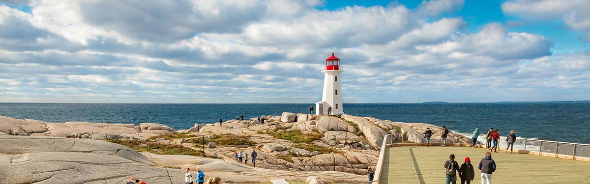 Peggys-cove-lighthouse