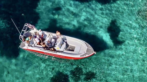 day3-visite-calanques-bateau-baignade